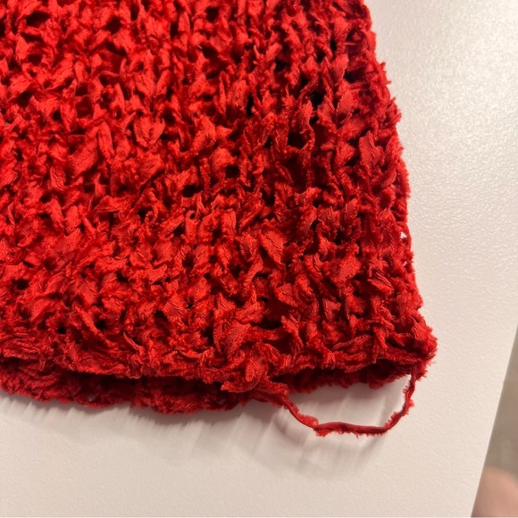 Imperfect y2k 100% silk top large crochet style crinkle red baddie going out top - Picture 10 of 17